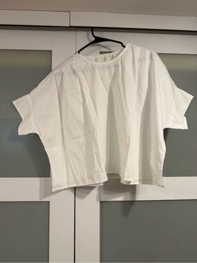 100% Cotton Poplin Crisp Relaxed Cropped Boxy White T-shirt Style Top